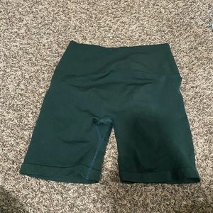 aurola green gym shorts